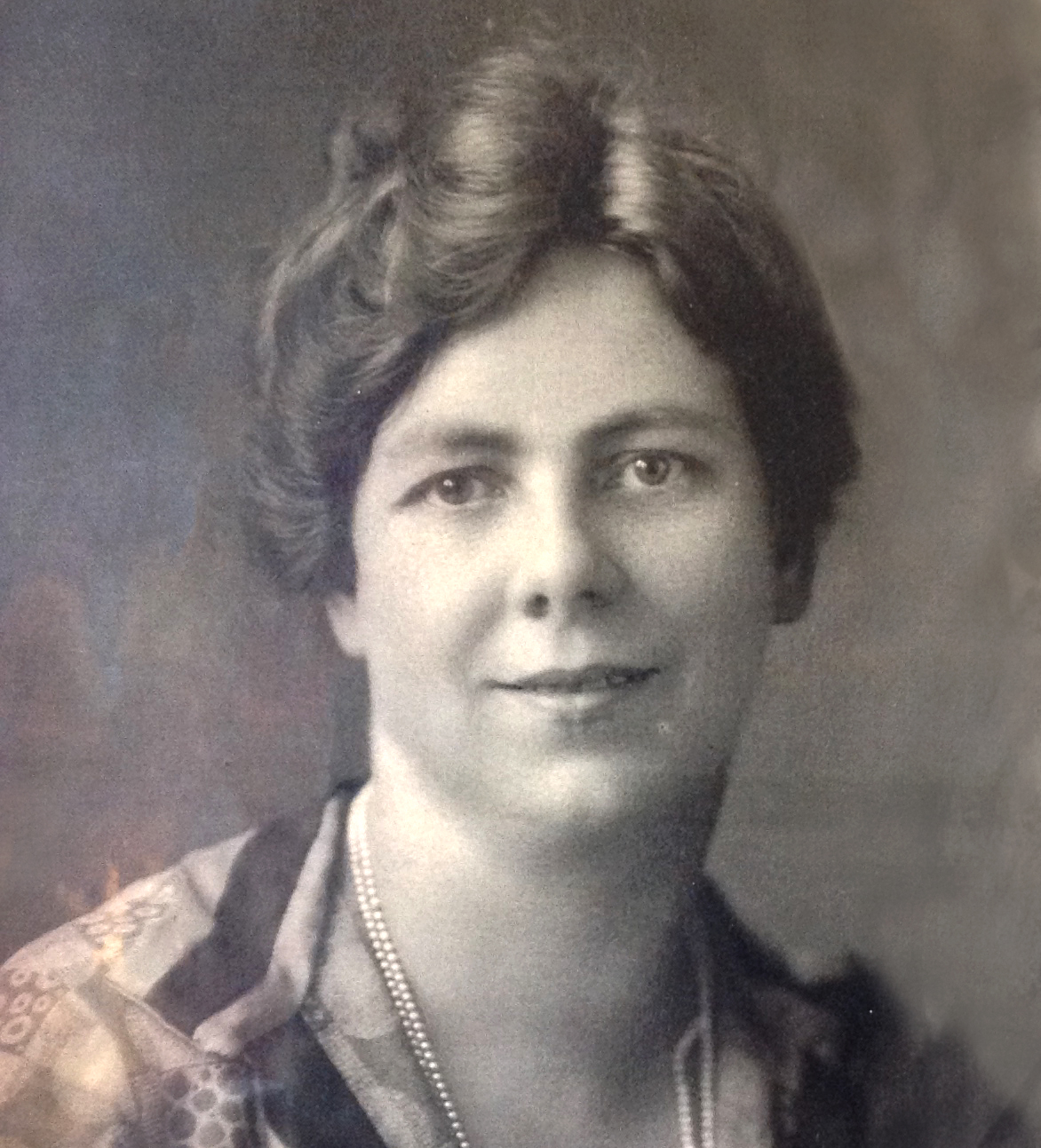 Photo of photos/Jessie Edgar 1886-1967 portrait